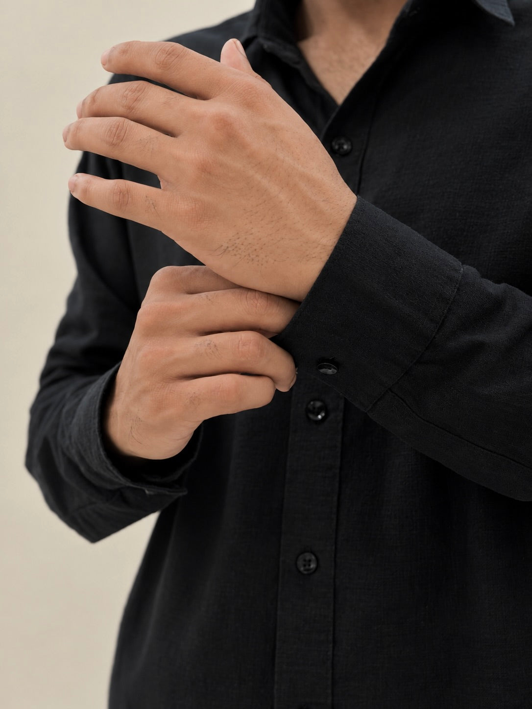 ZINEN Men’s Relaxed Linen Shirt — Black