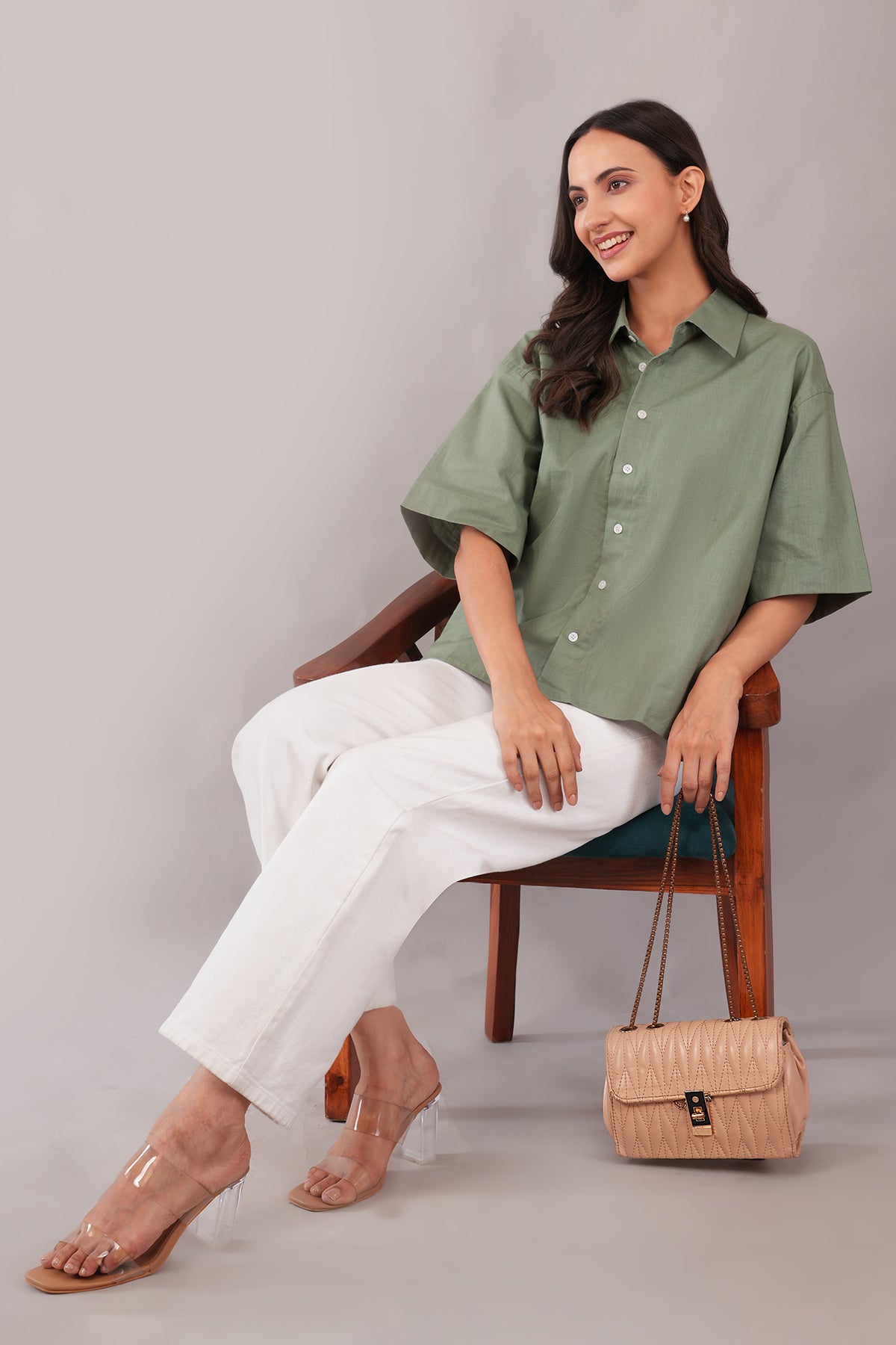 ZINEN Women’s Oversized Linen-Blend Shirt — Olive Still - Green